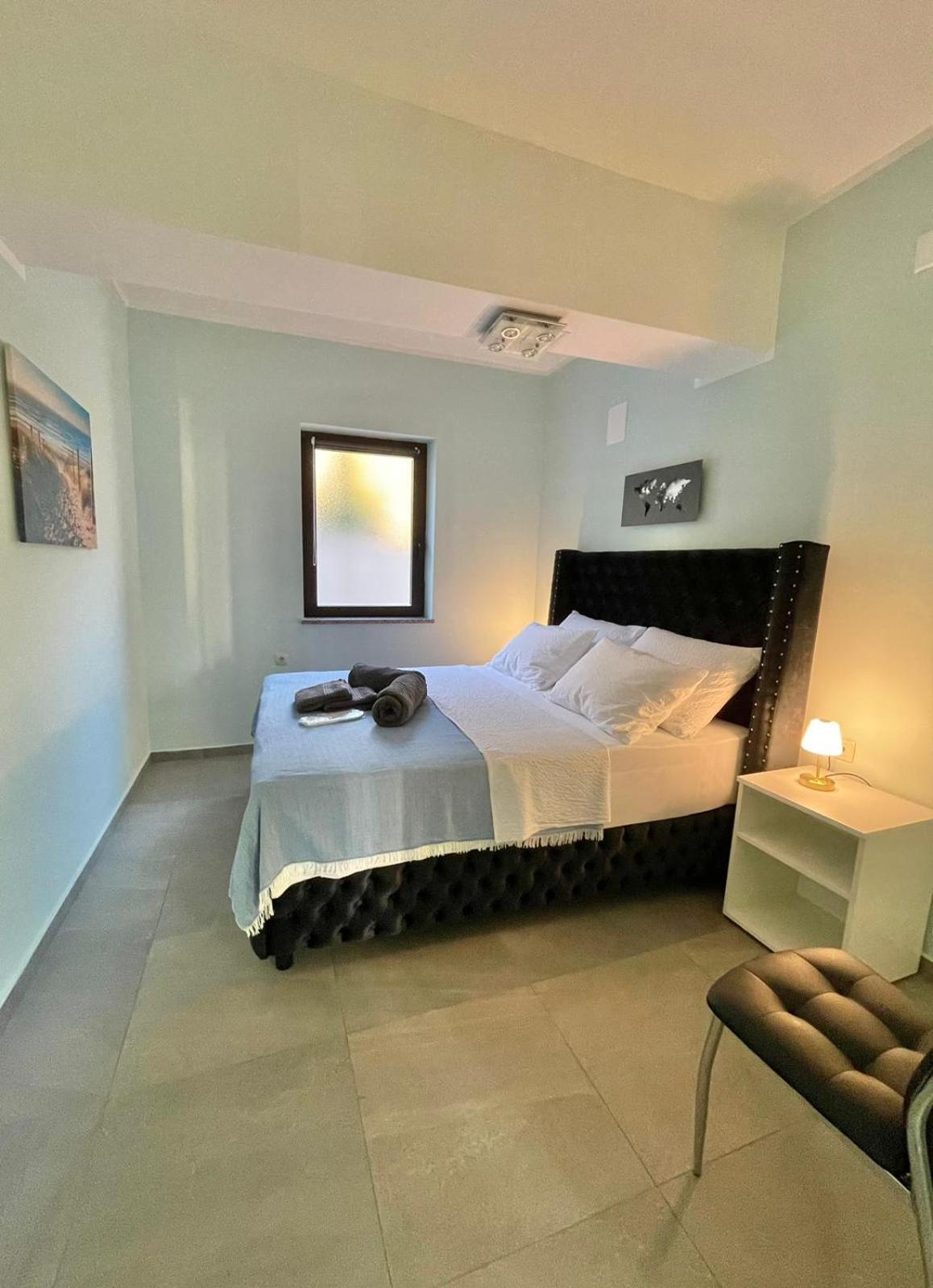 Villa Nikolla ลอฟราน ภายนอก รูปภาพ